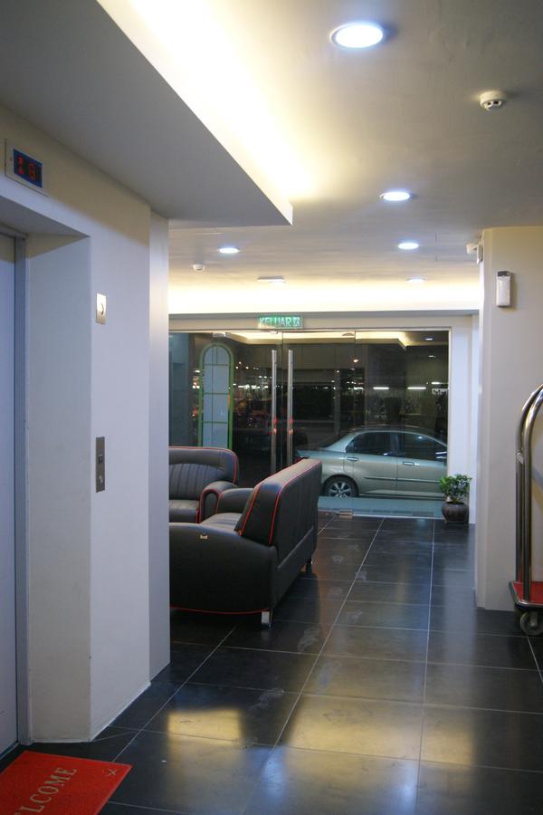 Double Happiness Hotel Sitiawan Exteriör bild
